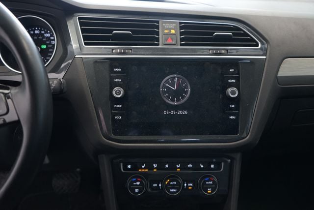 Thumbnail: 2019 Volkswagen Tiguan - 21