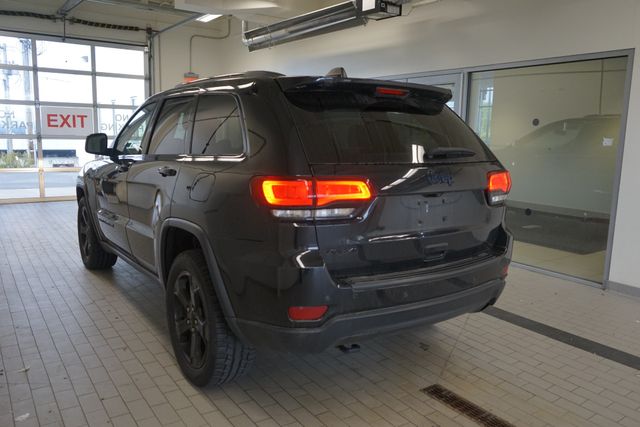 Thumbnail: 2019 Jeep Grand Cherokee - 11