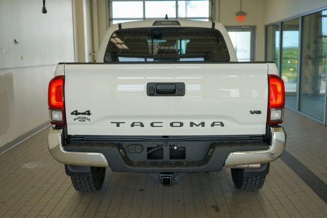 Thumbnail: 2021 Toyota Tacoma - 12