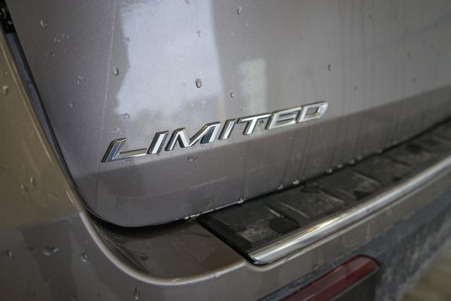 Thumbnail: 2021 Ford Explorer - 14