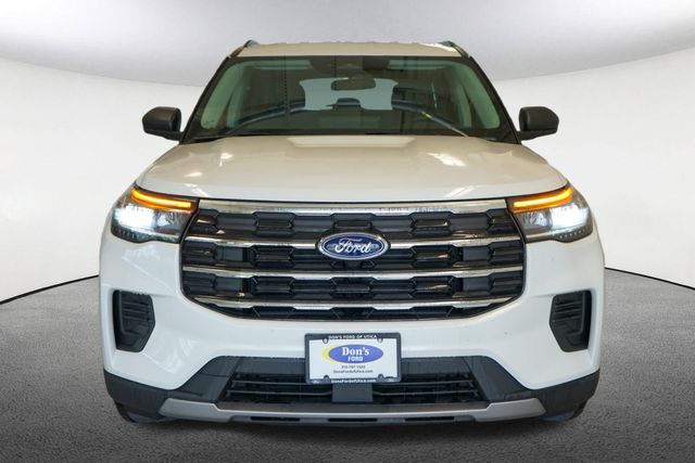 2025 Ford Explorer Active 10
