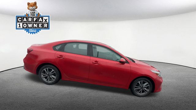 Thumbnail: 2023 Kia Forte - 10