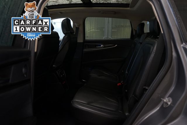 Thumbnail: 2022 Lincoln Nautilus - 31