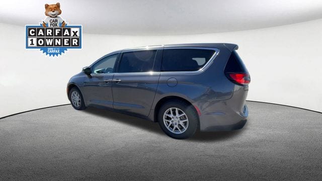 Thumbnail: 2023 Chrysler Pacifica - 7