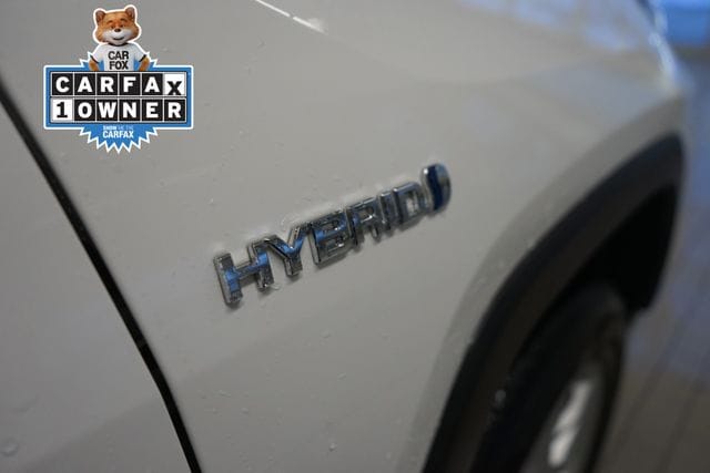 Thumbnail: 2021 Toyota RAV4 - 6