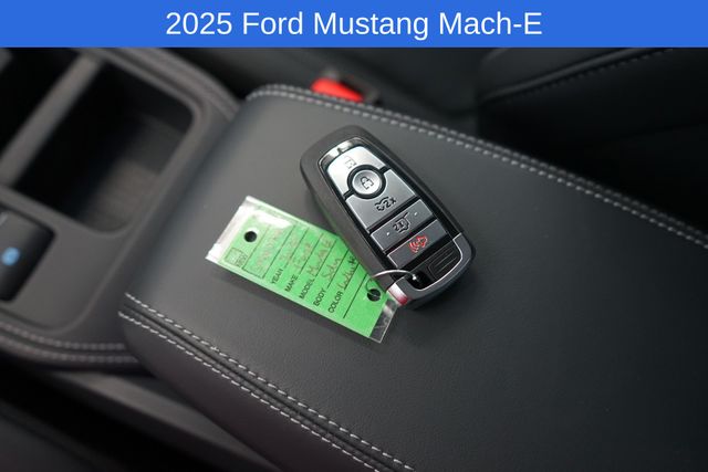 Thumbnail: 2025 Ford Mustang Mach-E - 24