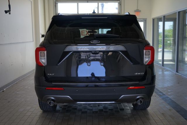 Thumbnail: 2022 Ford Explorer - 11