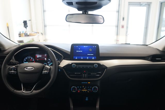 Thumbnail: 2022 Ford Escape - 30