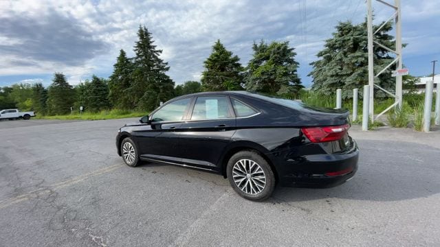 Thumbnail: 2021 Volkswagen Jetta - 7