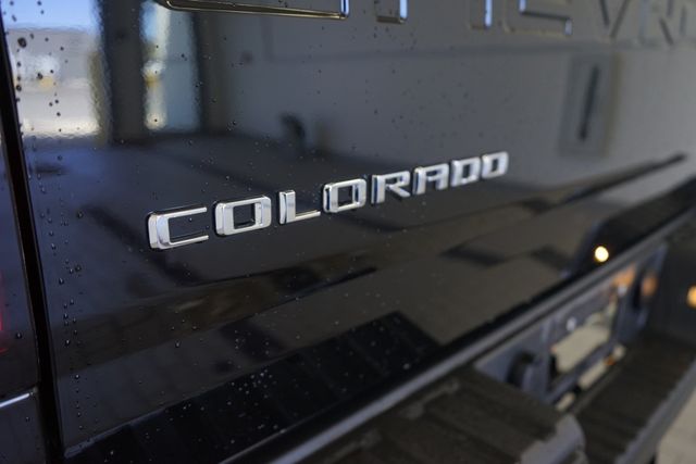 Thumbnail: 2022 Chevrolet Colorado - 14