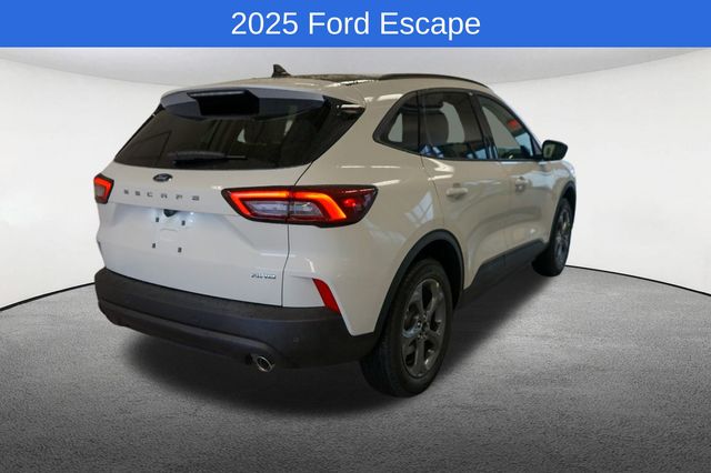 Thumbnail: 2025 Ford Escape - 6