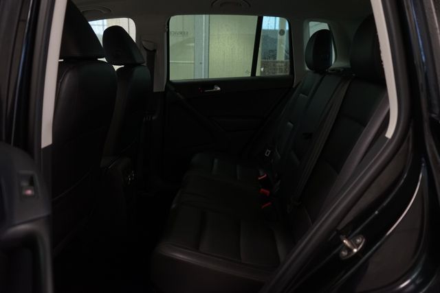 Thumbnail: 2015 Volkswagen Tiguan - 27