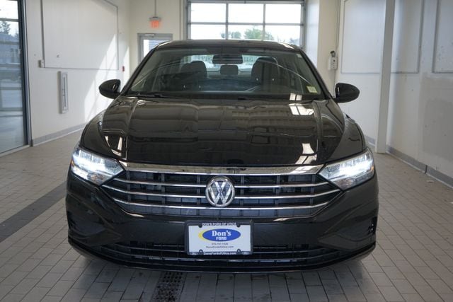 Thumbnail: 2021 Volkswagen Jetta - 17