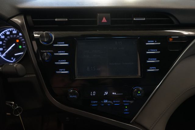 Thumbnail: 2018 Toyota Camry - 20