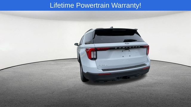 Thumbnail: 2026 Ford Explorer - 7