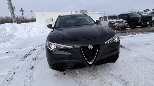 Thumbnail: 2018 Alfa Romeo Stelvio - 3