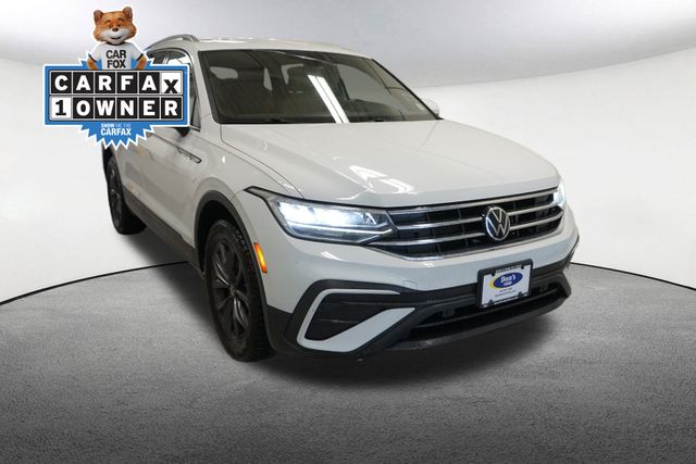 Thumbnail: 2022 Volkswagen Tiguan - 16