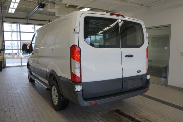 Thumbnail: 2018 Ford Transit Series - 11