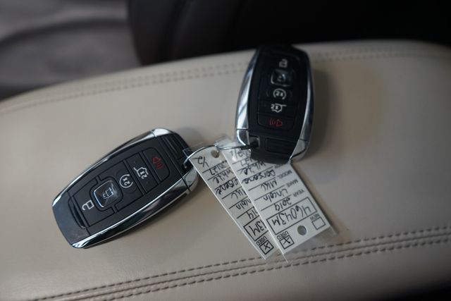 Thumbnail: 2019 Lincoln MKC - 25