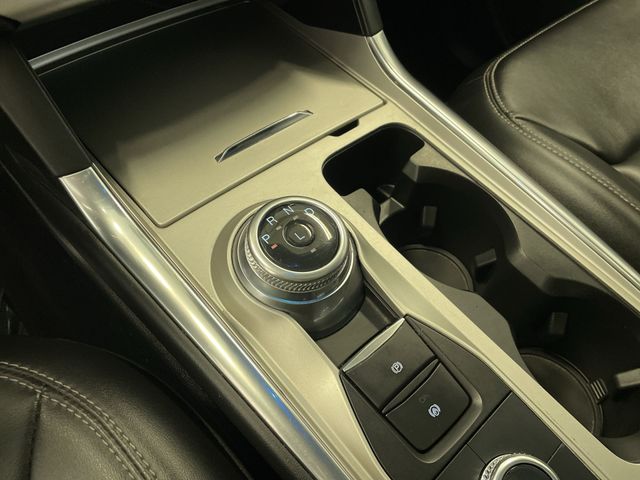 Thumbnail: 2023 Ford Explorer - 22