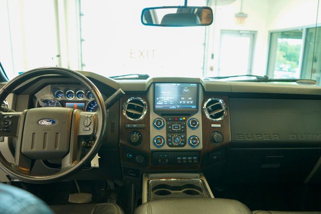 2016 Ford F-350 Lariat 27