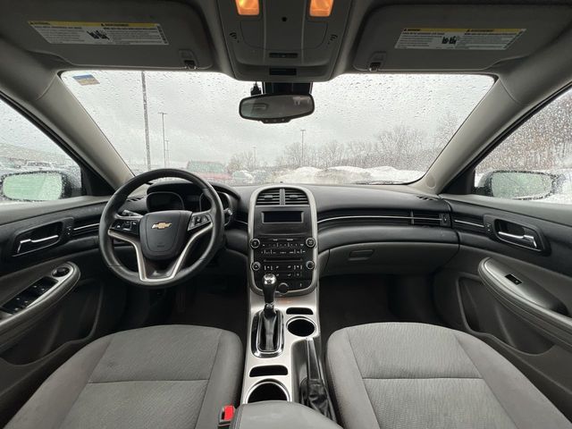 Thumbnail: 2015 Chevrolet Malibu - 22