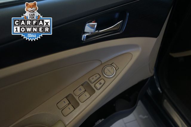 Thumbnail: 2013 Hyundai Sonata - 19