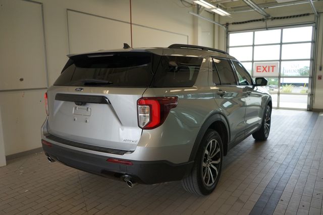 Thumbnail: 2022 Ford Explorer - 14