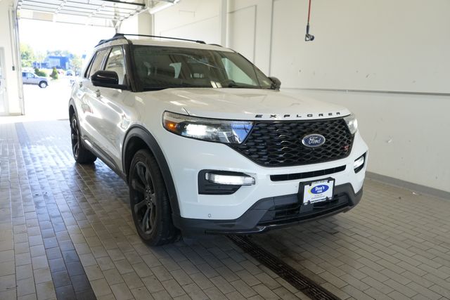 Thumbnail: 2022 Ford Explorer - 16