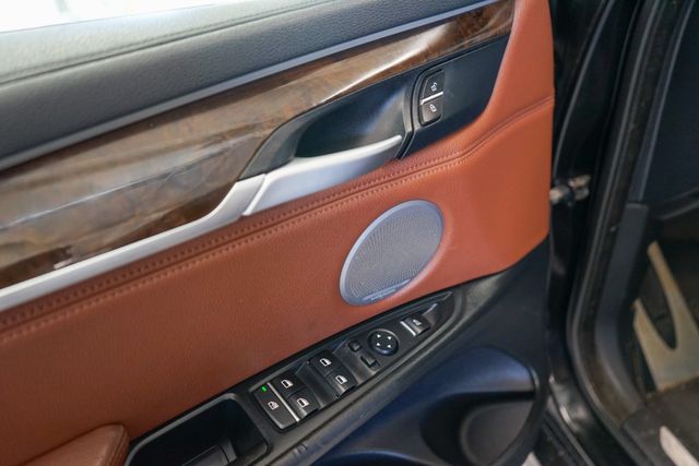 Thumbnail: 2015 BMW X6 - 11