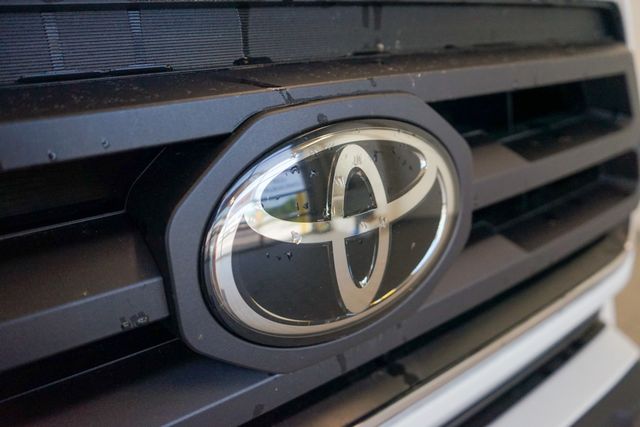 Thumbnail: 2021 Toyota Tacoma - 20