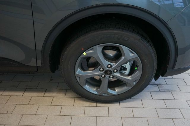 Thumbnail: 2025 Ford Escape - 8
