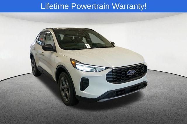 Thumbnail: 2025 Ford Escape - 8