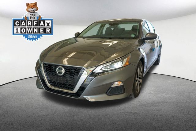 2022 Nissan Altima SV -
                  Utica, NY