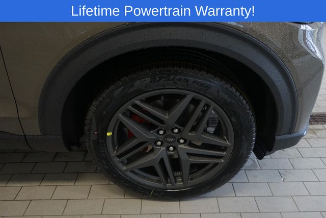 Thumbnail: 2026 Ford Explorer - 16