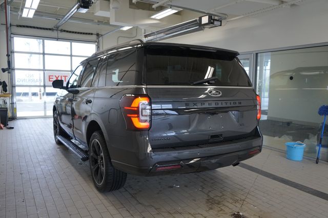 Thumbnail: 2022 Ford Expedition - 12
