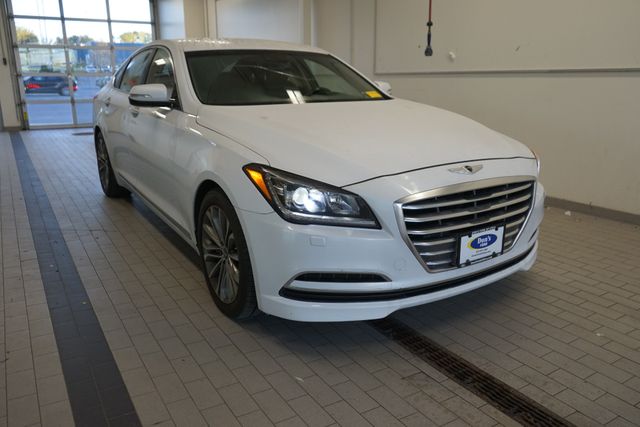 Thumbnail: 2015 Hyundai Genesis - 16