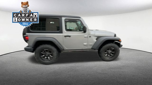 Thumbnail: 2019 Jeep Wrangler - 10