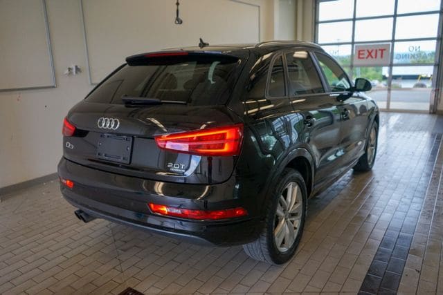 Thumbnail: 2017 Audi Q3 - 15
