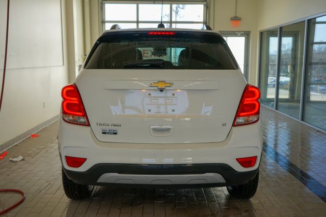 Thumbnail: 2018 Chevrolet Trax - 14