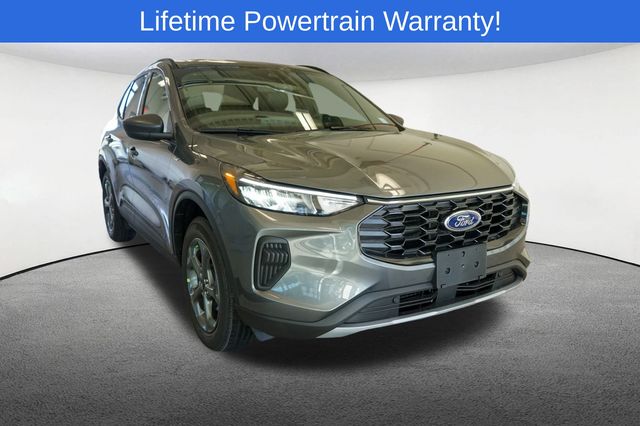 Thumbnail: 2025 Ford Escape - 8