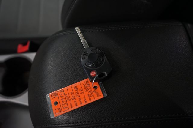 Thumbnail: 2013 Ford Escape - 16