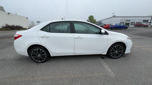 Thumbnail: 2016 Toyota Corolla - 9