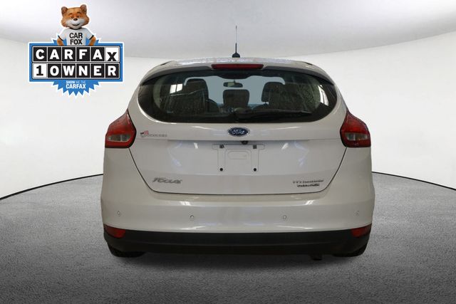 Thumbnail: 2016 Ford Focus - 12