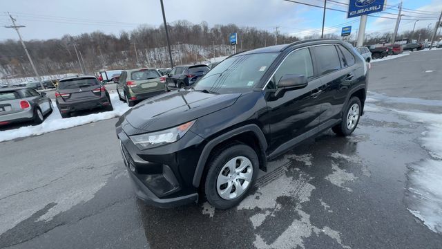 Thumbnail: 2021 Toyota RAV4 - 4