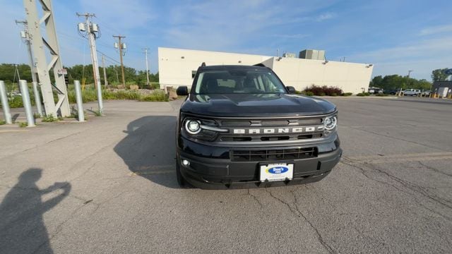 Thumbnail: 2023 Ford Bronco Sport - 3