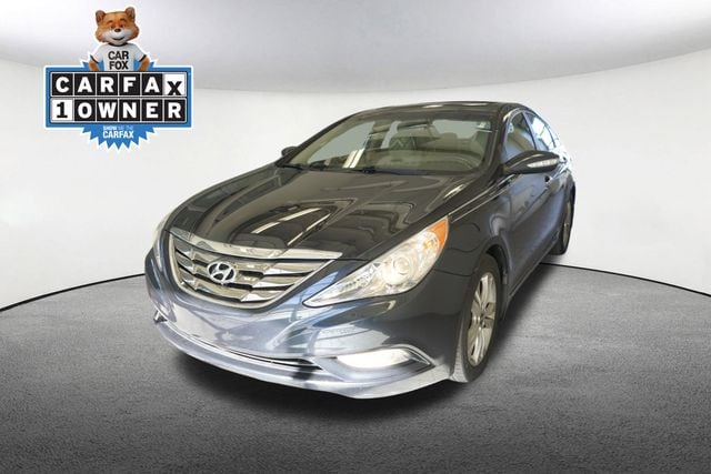 2013 Hyundai Sonata Limited -
                  Utica, NY