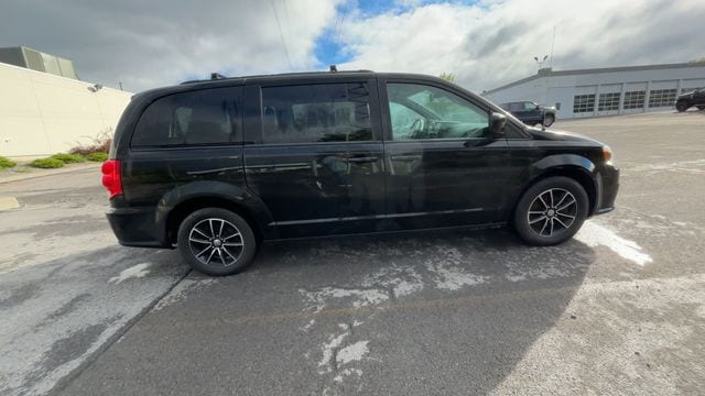 2019 Dodge Grand Caravan GT 10