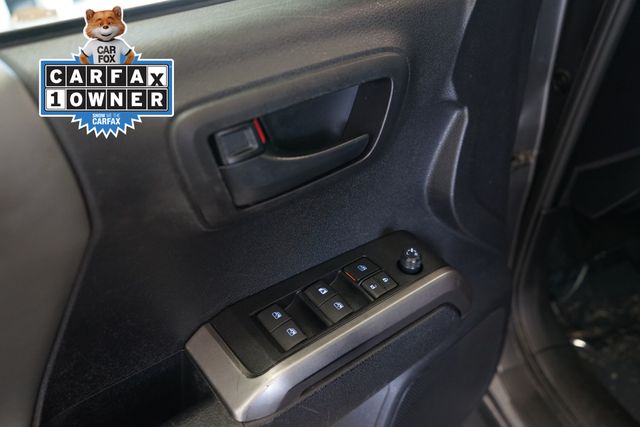 Thumbnail: 2021 Toyota Tacoma - 21