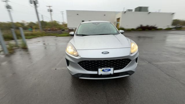 Thumbnail: 2020 Ford Escape - 3
